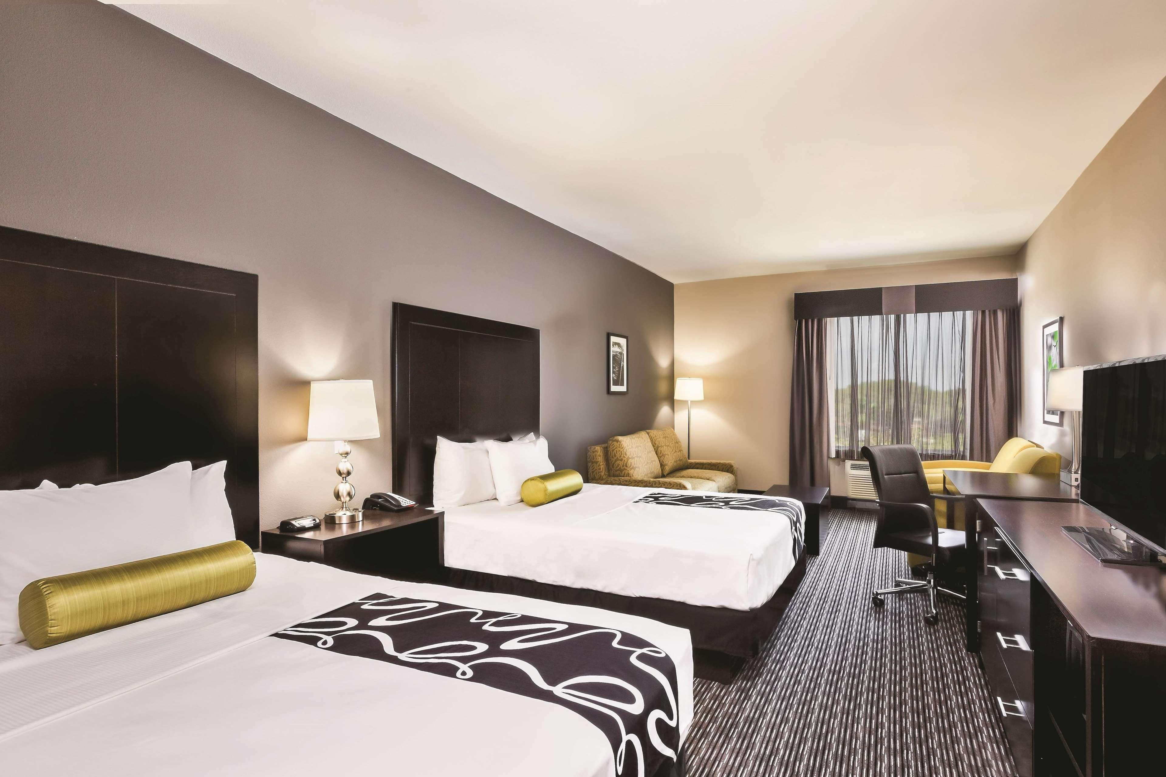 La Quinta By Wyndham Rockport - Fulton Hotel Exterior photo