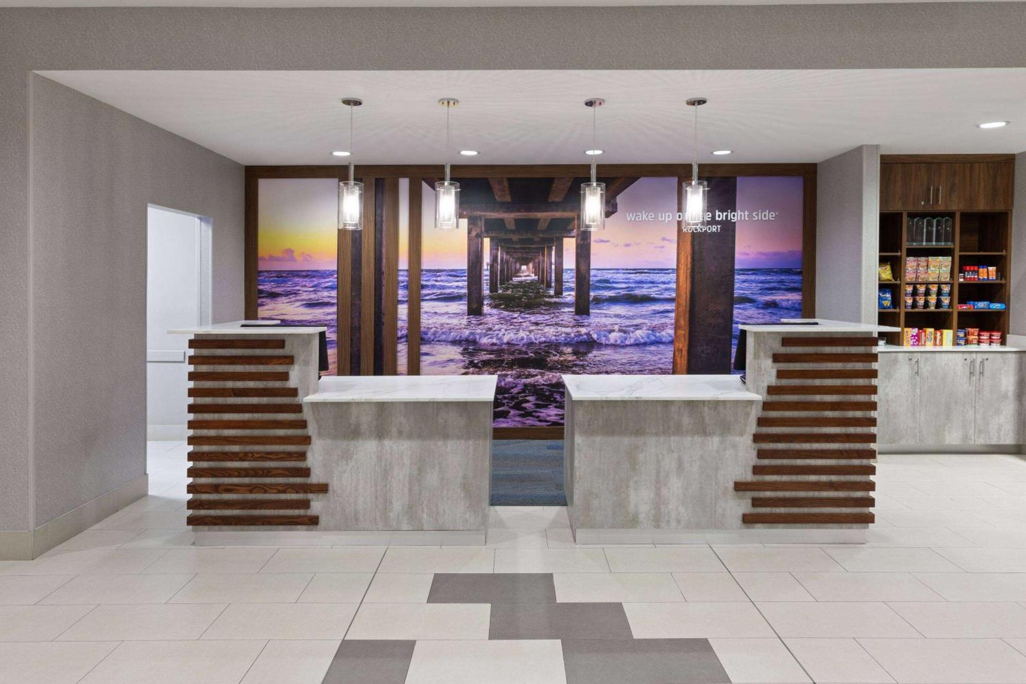 La Quinta By Wyndham Rockport - Fulton Hotel Exterior photo